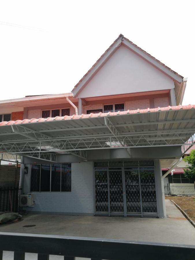 Tawau Homestay Exterior photo